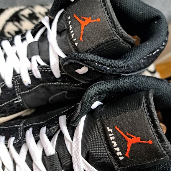 %Size 10.5 Nike Air Jordan 1 SE Mid SiEMPRE Familia Men AJ23 main image 9